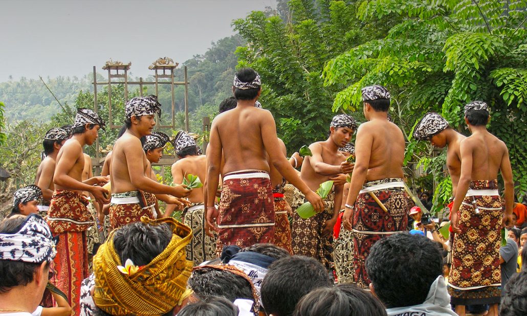 xplore-east-bali-with-bloo-lagoon-tenganan-mekare-kare